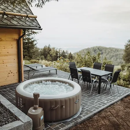 Med Smrekami - Cozy Place With Sauna And Jacuzzi شقة *